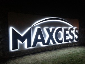maxcess-web-1-300x225.jpg