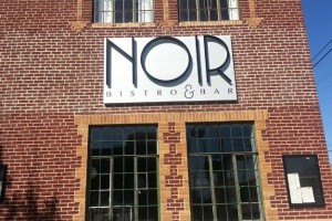 Noir-Bistro-Sign
